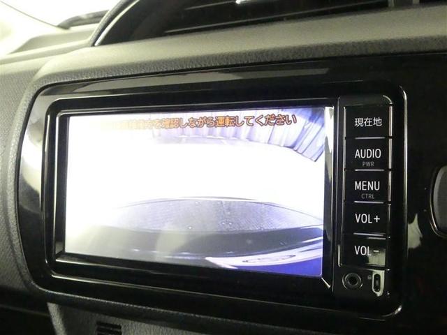 ヴィッツ １．３Ｆ　ＬＥＤエディション　Ｂカメラ　アイドルストップ　衝突軽減ブレーキ　ワンセグテレビ　ＥＴＣ車載器　ＬＥＤヘッドライト　スマートキー＆プッシュスタート　キーフリーシステム　エアコン　横滑り防止　デュアルエアバック　ＡＢＳ（7枚目）