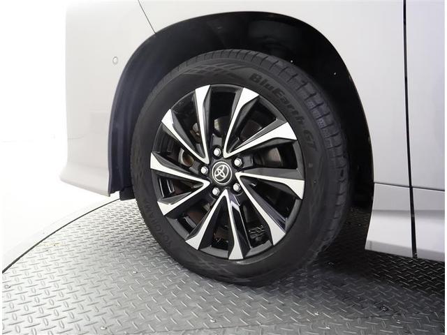 ノア ハイブリッドＳ－Ｚ　横滑り防止機能　エアバッグ　オートクルーズコントロール　地デジ　両側自動ドア　ダブルエアコン　スマートエントリー　ＬＥＤランプ　バックモニター　メモリナビ　３列シート　ＥＴＣ付き　ＡＢＳ　ＡＣ１００Ｖ（17枚目）