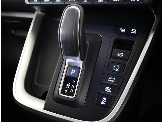 ノア ハイブリッドＳ－Ｚ　横滑り防止機能　エアバッグ　オートクルーズコントロール　地デジ　両側自動ドア　ダブルエアコン　スマートエントリー　ＬＥＤランプ　バックモニター　メモリナビ　３列シート　ＥＴＣ付き　ＡＢＳ　ＡＣ１００Ｖ（23枚目）