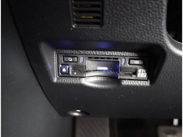 ノア ハイブリッドＳ－Ｚ　横滑り防止機能　エアバッグ　オートクルーズコントロール　地デジ　両側自動ドア　ダブルエアコン　スマートエントリー　ＬＥＤランプ　バックモニター　メモリナビ　３列シート　ＥＴＣ付き　ＡＢＳ　ＡＣ１００Ｖ（28枚目）