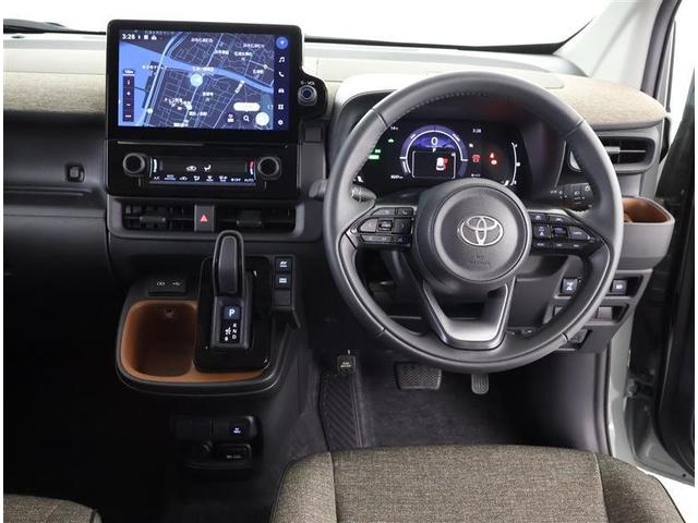 シエンタ ハイブリッドＺ　ＴＳＳ　エアバック　キーレスエントリー　ナビＴＶ　イモビライザー　バックモニター　ＬＥＤヘッドライト　ＥＴＣ車載器　横滑り防止　スマートキー　オートエアコン　サイドエアバッグ　ＷＳＲＳ　３列シート（4枚目）