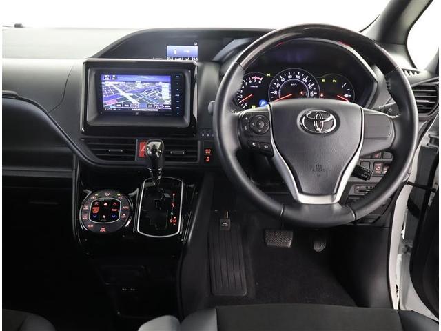 ノア Ｓｉ　ダブルバイビーＩＩＩ　バックＭ　両側オートスライドドア　イモビライザー　プリクラッシュＳ　ＬＥＤヘッドライト　リアエアコン　キーレス　エアバッグ　オートエアコン　デュアルエアバック　１オーナー　アルミホイール　ＡＢＳ（4枚目）