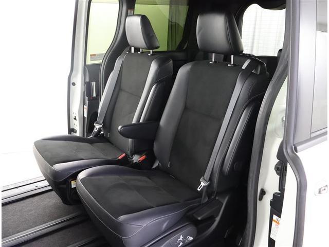 ノア Ｓｉ　ダブルバイビーＩＩＩ　バックＭ　両側オートスライドドア　イモビライザー　プリクラッシュＳ　ＬＥＤヘッドライト　リアエアコン　キーレス　エアバッグ　オートエアコン　デュアルエアバック　１オーナー　アルミホイール　ＡＢＳ（14枚目）