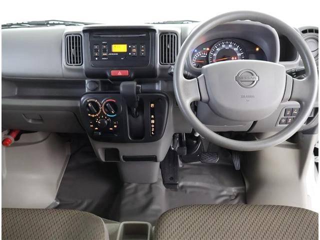 ＮＶ１００クリッパーバン ＤＸ　ＧＬパッケージ　エマージェンシーＢ　パワーウィンド　キーレスエントリー　エアコン　横滑り防止　ダブルエアバッグ　パワーステアリング　運転席エアバッグ　ＡＢＳ（4枚目）