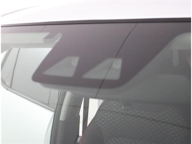 ライズ Ｚ　誤発進抑制機能　エアコン　スマートキー＆プッシュスタート　地デジＴＶ　ＶＳＡ　盗難防止装置　アイドリングストップ機能　クルコン　バックモニター　ナビ＆ＴＶ　ＬＥＤヘッドライト　アルミホイール　キーレス（9枚目）