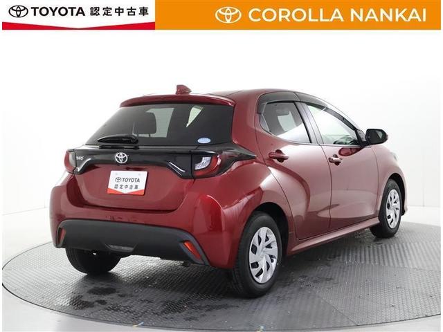 ヤリス Ｘ　ＬＥＤヘッドランプ　被害軽減ブレーキ　Ｂカメラ　キーレスエントリー　ワンオーナー　スマートキー＆プッシュスタート　クルーズコントロール　ＥＴＣ車載器　ＥＳＣ　サイドエアバッグ　メモリーナビ　エアバック（3枚目）