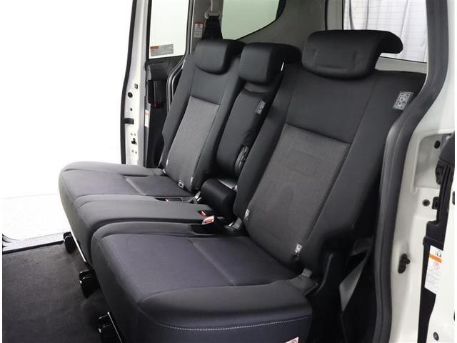 シエンタ ファンベースＧ　バックモニタ－　イモビ　ＤＶＤ再生可　パワステ　アイスト　地デジＴＶ　デュアルエアバッグ　横滑り防止装置　エアバッグ　オートエアコン　パワーウィンドウ　ＡＢＳ　スマートキー　ワンオーナー車　ＥＴＣ（13枚目）