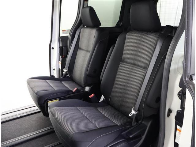 ヴォクシー ＺＳ　両電動スライドドア　地デジ　盗難防止システム　オートエアコン　ダブルエアバッグ　ＤＶＤ再生可　ドライブレコーダー　ＥＴＣ　ＬＥＤヘッドライト　キーレスエントリー　メモリーナビ　オートクルーズ　ナビＴＶ（14枚目）