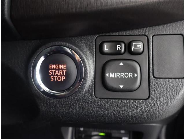 ヴィッツ ジュエラ　デュアルエアバッグ　マニュアルエアコン　パワステ　ＬＥＤヘッド　スマートキー　パワーウィンド　ＡＢＳ　ＤＶＤ再生　アイドリングストップ機能　バックカメラ　ＥＴＣ　エアバッグ　ナビテレビ　メモリ－ナビ（18枚目）