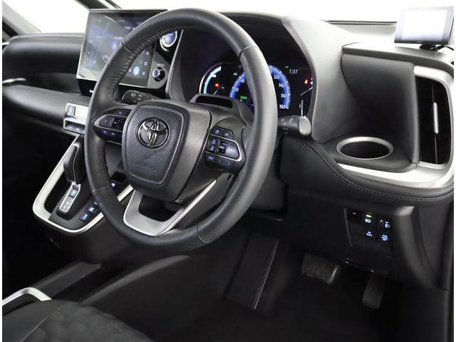 �h���C�o�[�Ɋ��Y�����K�ȑ���t�B�[���������炷�X�e�A�����O�ł��B