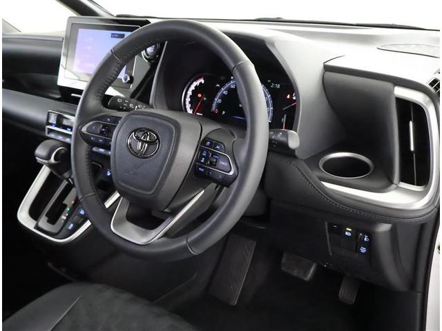 ヴォクシー Ｓ－Ｚ　ＤＶＤ再生機能　スマートキープッシュスタート　両側電動パワースライドドア　パワーウインドウ　１オナ　ＥＴＣ車載器　ＬＥＤライト　デュアルエアコン　アルミホイール　盗難防止装置　横滑り防止機能　ナビＴＶ（22枚目）