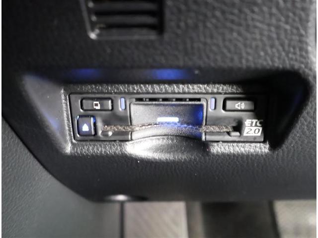 ヴォクシー Ｓ－Ｚ　ＤＶＤ再生機能　スマートキープッシュスタート　両側電動パワースライドドア　パワーウインドウ　１オナ　ＥＴＣ車載器　ＬＥＤライト　デュアルエアコン　アルミホイール　盗難防止装置　横滑り防止機能　ナビＴＶ（27枚目）