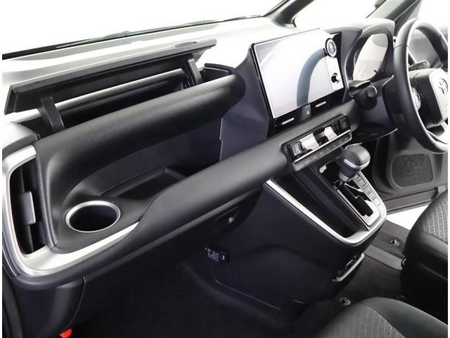 ノア Ｓ－Ｇ　フルフラット　ワンオーナー車　横滑り防止　Ｂモニター　両側自動ドア　クルコン　スマートキ　アルミホイール　ドライブレコーダ　リアオートエアコン　ＡＡＣ　ナビ＆ＴＶ　ＥＴＣ車載器　イモビライザー　ＤＶＤ（29枚目）