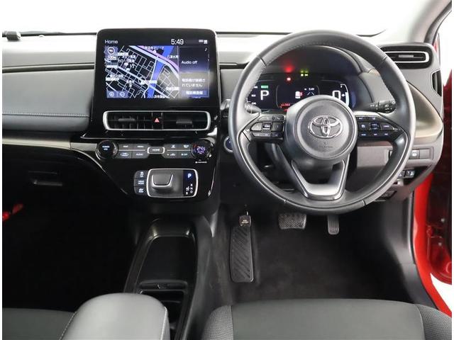 アクア Ｚ　１オーナー車　エアバック　ＡＡＣ　ＬＥＤライト　ＡＣ１００Ｖ　助手席エアバック　ＶＳＣ　パワーウィンドウ　盗難防止システム　アルミホイール　ＥＴＣ　ナビ　カーテンエアバッグ　メモリナビ　キーフリー（4枚目）