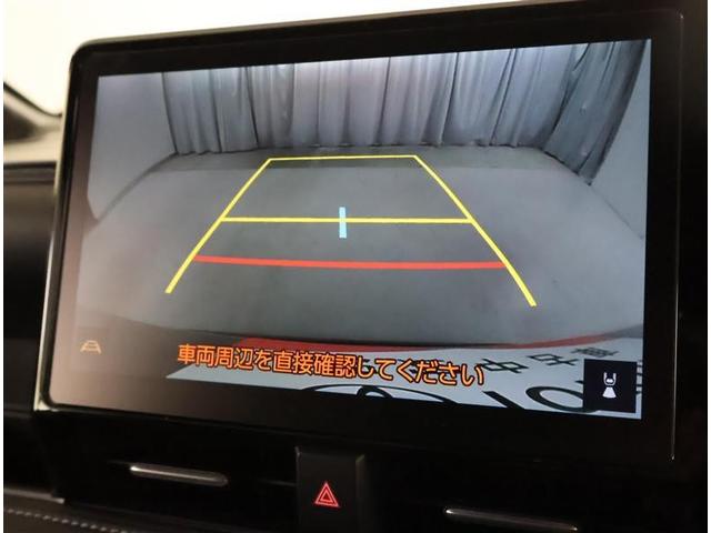 ノア ハイブリッドＳ－Ｚ　スマートキ　助手席エアバッグ　クルコン　ＥＴＣ車載器　ＤＶＤ　ＬＥＤライト　メモリーナビ　パワステ　３列シート　Ｗエアコン　エアコン　横滑防止装置　ナビ＆ＴＶ　アルミホイール　キーレス　エアバッグ（7枚目）