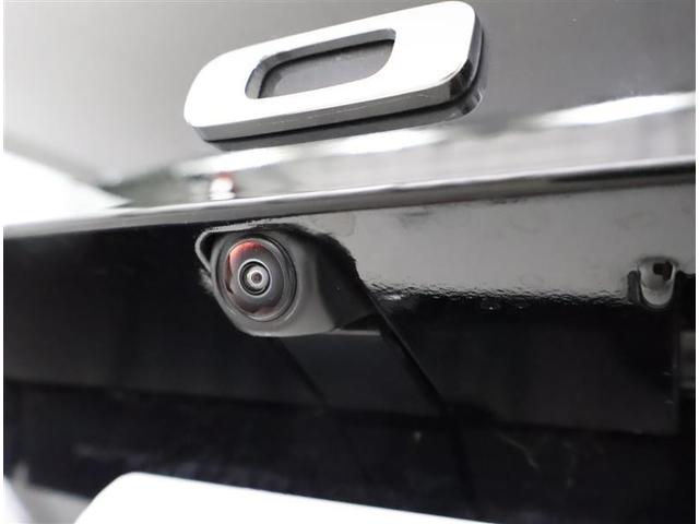 ノア ハイブリッドＳ－Ｚ　スマートキ　助手席エアバッグ　クルコン　ＥＴＣ車載器　ＤＶＤ　ＬＥＤライト　メモリーナビ　パワステ　３列シート　Ｗエアコン　エアコン　横滑防止装置　ナビ＆ＴＶ　アルミホイール　キーレス　エアバッグ（8枚目）