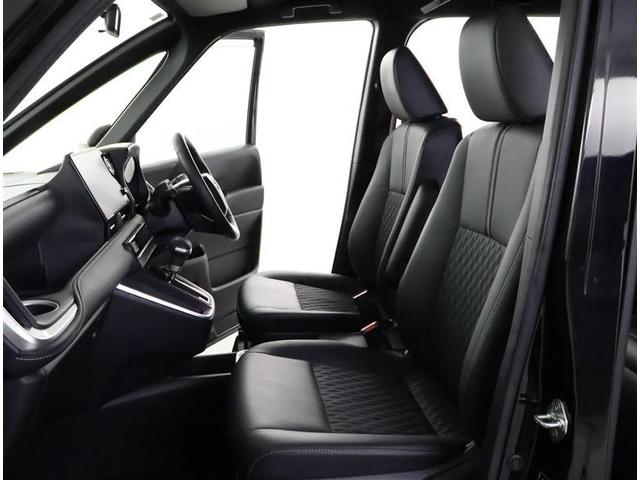 ノア ハイブリッドＳ－Ｚ　スマートキ　助手席エアバッグ　クルコン　ＥＴＣ車載器　ＤＶＤ　ＬＥＤライト　メモリーナビ　パワステ　３列シート　Ｗエアコン　エアコン　横滑防止装置　ナビ＆ＴＶ　アルミホイール　キーレス　エアバッグ（12枚目）