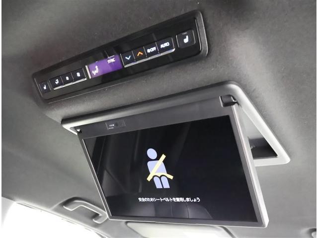 ノア ハイブリッドＳ－Ｚ　スマートキ　助手席エアバッグ　クルコン　ＥＴＣ車載器　ＤＶＤ　ＬＥＤライト　メモリーナビ　パワステ　３列シート　Ｗエアコン　エアコン　横滑防止装置　ナビ＆ＴＶ　アルミホイール　キーレス　エアバッグ（21枚目）