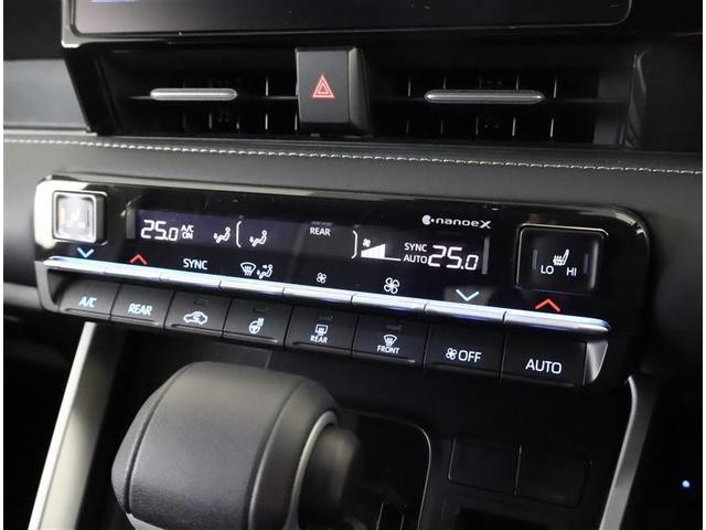 ノア ハイブリッドＳ－Ｚ　スマートキ　助手席エアバッグ　クルコン　ＥＴＣ車載器　ＤＶＤ　ＬＥＤライト　メモリーナビ　パワステ　３列シート　Ｗエアコン　エアコン　横滑防止装置　ナビ＆ＴＶ　アルミホイール　キーレス　エアバッグ（22枚目）