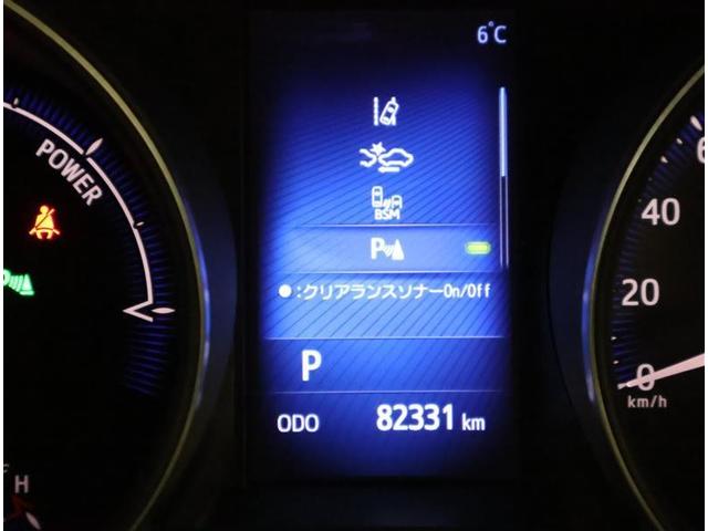 ���F���̗ǂ��C���p�l����B�X�C�b�`�Ȃǂ̑�������₷���z�u�ɂȂ��Ă���܂��B