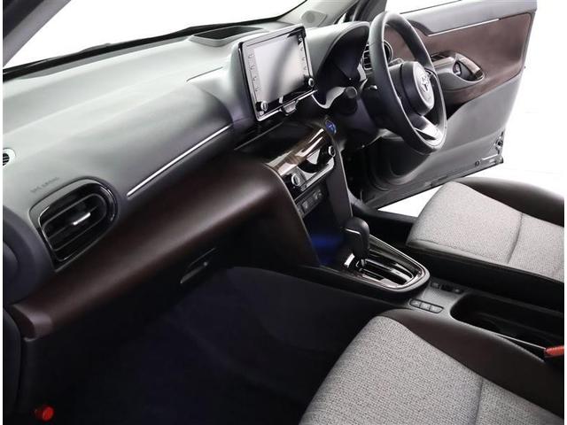 ヤリスクロス ハイブリッドＺ　ＡＣ１００　スマートキ　ワンオ－ナ－　衝突軽減ブレーキ　リヤカメラ　ＬＥＤヘッドライ　ＥＳＣ　クルーズＣ　パワーステアリング　アルミホイール　ＥＴＣ車載器　運転席パワーシート　イモビ　キーフリー（16枚目）