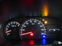 とっても見やすいメーターです。夜間時はラグジュアリーな気分にさせてくれる照明が魅力ですので、夜のドライブも楽しみになりますよ♪