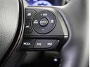 ステアリングスイッチ付き。前方から目を離すことなく操作することが可能です。