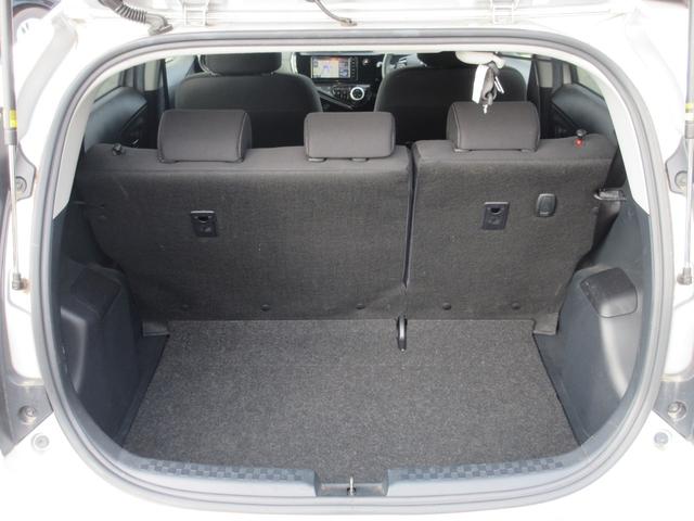 アクア Ｓスタイルブラック　純正メモリーナビ　ＥＴＣ（9枚目）