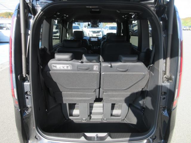 ステップワゴン ｅ：ＨＥＶスパーダ　純正メモリーナビ　ＥＴＣ（9枚目）