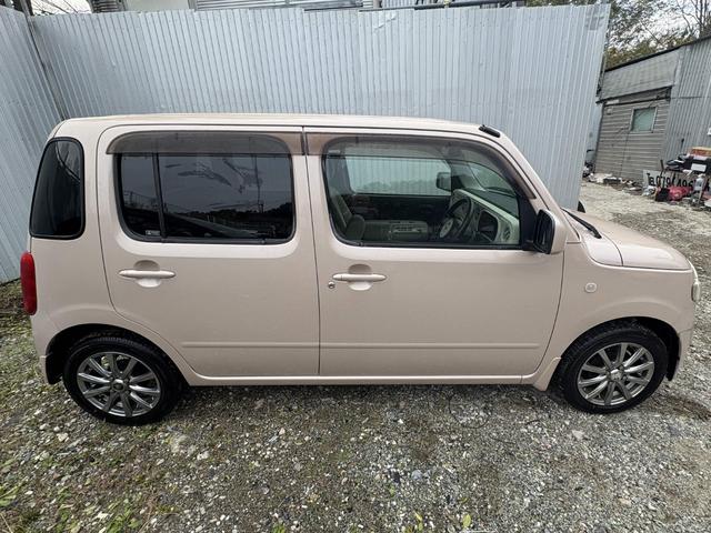 ミラココア ココアＸスペシャル　ブル―トゥースナビ　ＴＶ　キーレス　アルミ付　タイヤは２４年製です。（11枚目）