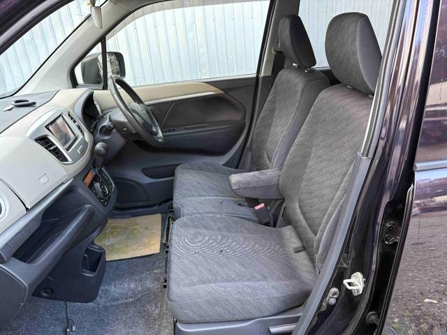 ワゴンＲ ＦＸリミテッド　ブルートゥースナビ　ＴＶ　キーレス　アルミ　新タイヤ（30枚目）