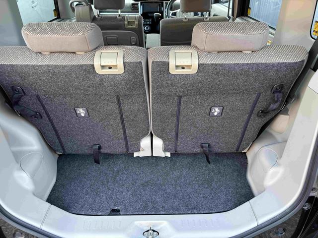 タント ＸリミテッドＳＡＩＩＩ　キーレス　両電動スライドドア　ＢＴナビ　アルミ（12枚目）