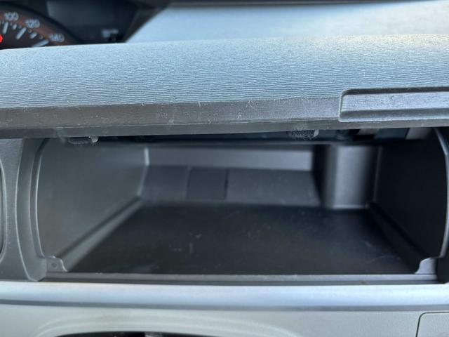 タント ＸリミテッドＳＡＩＩＩ　キーレス　両電動スライドドア　ＢＴナビ　アルミ（26枚目）