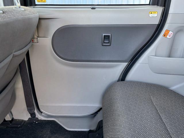 タント ＸリミテッドＳＡＩＩＩ　キーレス　両電動スライドドア　ＢＴナビ　アルミ（40枚目）