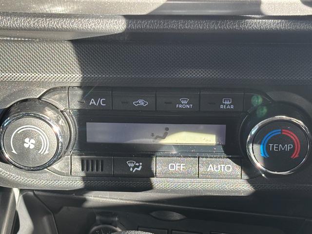 ロッキー Ｘ　ナビゲーション　バックカメラ　ドライブレコーダー　ＥＴＣ車載器　ＴＶコントロール　電動格納式ドアミラー　パワーウィンドウ　プッシュスタートスイッチ　キーフリーシステム　アイドリングストップ機能（5枚目）