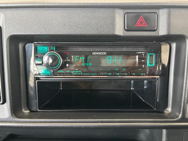 ハイゼットカーゴ ＤＸ　ＳＡＩＩＩ　ＣＤ／ラジオチューナー　運転席・助手席パワーウィンドウ　マニュアルエアコン　オートハイビーム　アイドリングストップ機能（2枚目）