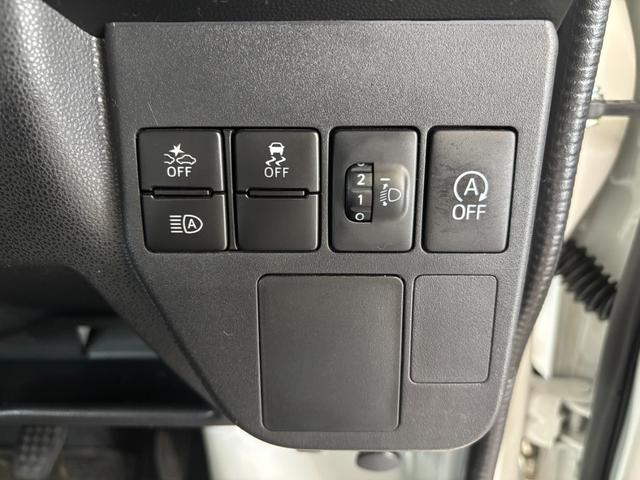 ハイゼットカーゴ ＤＸ　ＳＡＩＩＩ　ＣＤ／ラジオチューナー　運転席・助手席パワーウィンドウ　マニュアルエアコン　オートハイビーム　アイドリングストップ機能（7枚目）