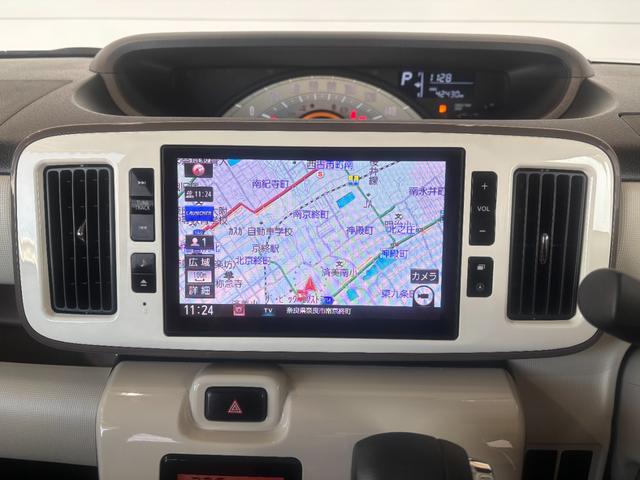 ムーヴキャンバス Ｘメイクアップリミテッド　ＳＡＩＩＩ　純正ナビ　パノラマモニター　ドライブレコーダー　ＥＴＣ　両側電動スライドドア　オートエアコン　電動格納式ドアミラー　パワーウィンドウ　プッシュスタートスイッチ　アイドリングストップ機能（3枚目）