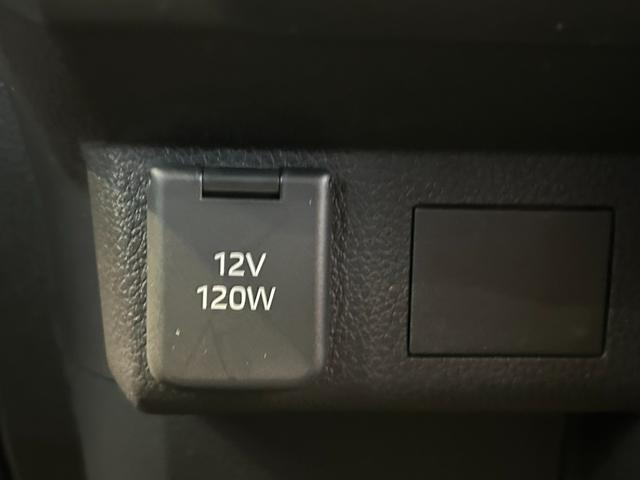 ハイゼットカーゴ ＤＸ　ラジオチューナー　ＥＴＣ車載器　マニュアルエアコン　運転席・助手席パワーウィンドウ　アイドリングストップ機能　コーナーセンサー　衝突被害軽減ブレーキ　キーレスエントリーシステム（9枚目）