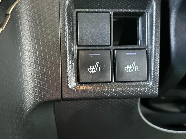 タント カスタムＲＳ　タ－ボ　バックカメラ対応　ＥＴＣ　電動パーキング　プッシュボタンスタ－ト　両側電動スライドドア　コ－ナ－センサ－　衝突被害軽減ブレーキ　アイドリングストップ機能　シ－トヒ－タ－　ＬＥＤヘッドライト（12枚目）