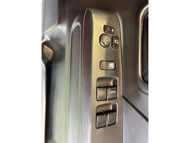 ワゴンR ハイブリッドFX CDオーディオ プッシュボタンスタ-ト アイドリングストップ機能 片側シ-トヒ-タ-(8枚目)