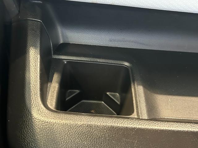 ワゴンR ハイブリッドFX CDオーディオ プッシュボタンスタ-ト アイドリングストップ機能 片側シ-トヒ-タ-(17枚目)