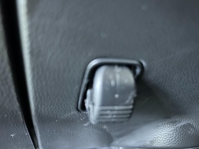 ワゴンR ハイブリッドFX CDオーディオ プッシュボタンスタ-ト アイドリングストップ機能 片側シ-トヒ-タ-(20枚目)