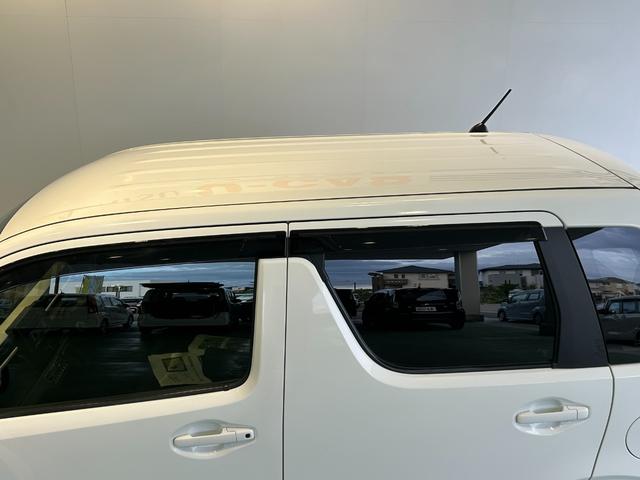 ワゴンR ハイブリッドFX CDオーディオ プッシュボタンスタ-ト アイドリングストップ機能 片側シ-トヒ-タ-(52枚目)