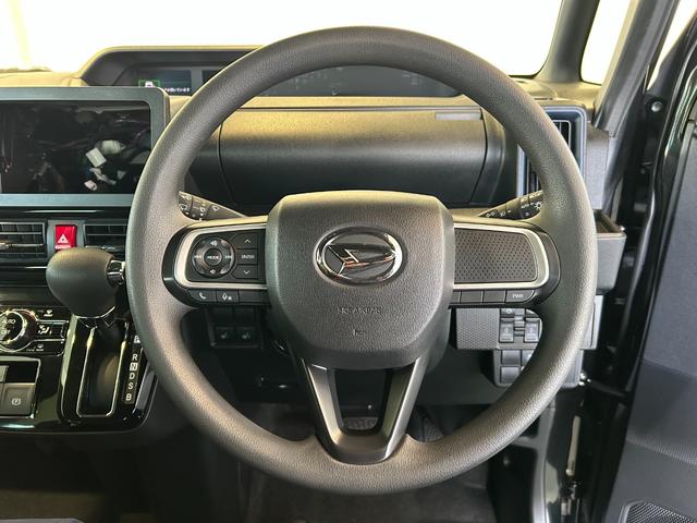 タント カスタムＸ　オートエアコン　フロントシートヒーター　左右パワースライドドア　電動パーキング　プッシュボタンスタート　アイドリングストップ　アルミホイール　ＬＥＤヘッドランプ　バックカメラ対応（8枚目）