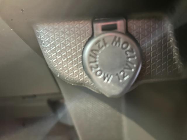 タント カスタムＸ　オートエアコン　フロントシートヒーター　左右パワースライドドア　電動パーキング　プッシュボタンスタート　アイドリングストップ　アルミホイール　ＬＥＤヘッドランプ　バックカメラ対応（19枚目）