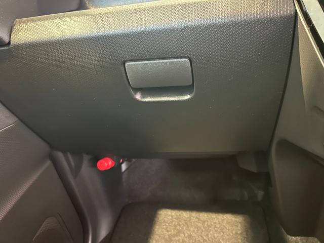 タント カスタムＸ　オートエアコン　フロントシートヒーター　左右パワースライドドア　電動パーキング　プッシュボタンスタート　アイドリングストップ　アルミホイール　ＬＥＤヘッドランプ　バックカメラ対応（27枚目）