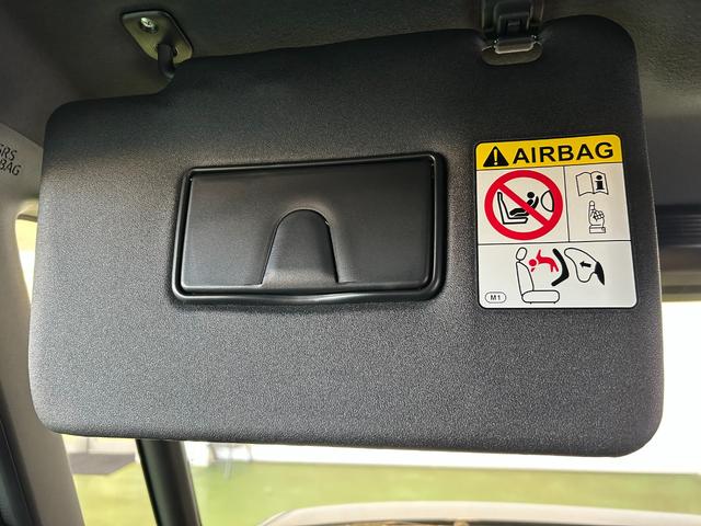 タント カスタムＸ　オートエアコン　フロントシートヒーター　左右パワースライドドア　電動パーキング　プッシュボタンスタート　アイドリングストップ　アルミホイール　ＬＥＤヘッドランプ　バックカメラ対応（29枚目）