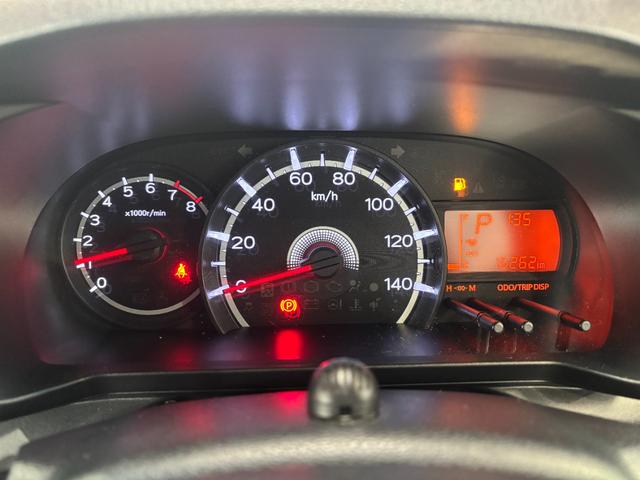 ムーヴ ＸリミテッドＩＩ　ＳＡＩＩＩ　純正ナビ　バックカメラ　ＥＴＣ車載器　ドライブレコーダー　運転席シートヒーター　オートエアコン　電動格納式ドアミラー　パワーウィンドウ　プッシュスタートスイッチ　キーフリーシステム　アルミホイール（12枚目）