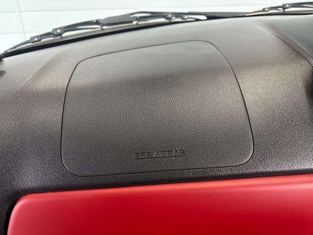 コペン セロ　純正ナビ　バックカメラ　オートエアコン　ドライブレコーダー　ＥＴＣ　プッシュスタートスイッチ　運転席・助手席シートヒーター　パワーウィンドウ　アイドリングストップ　アルミホイール　キーフリーシステム（8枚目）